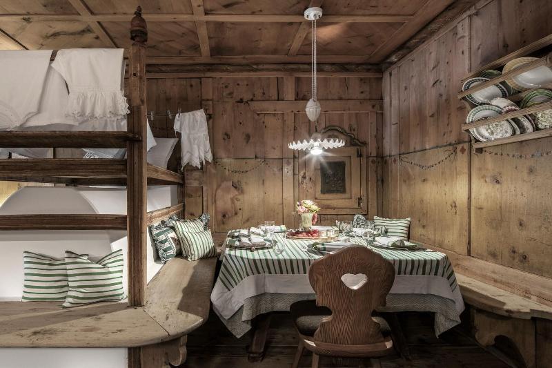 Hotel La Perla: The Leading Hotels Of The World Corvara In Badia Esterno foto