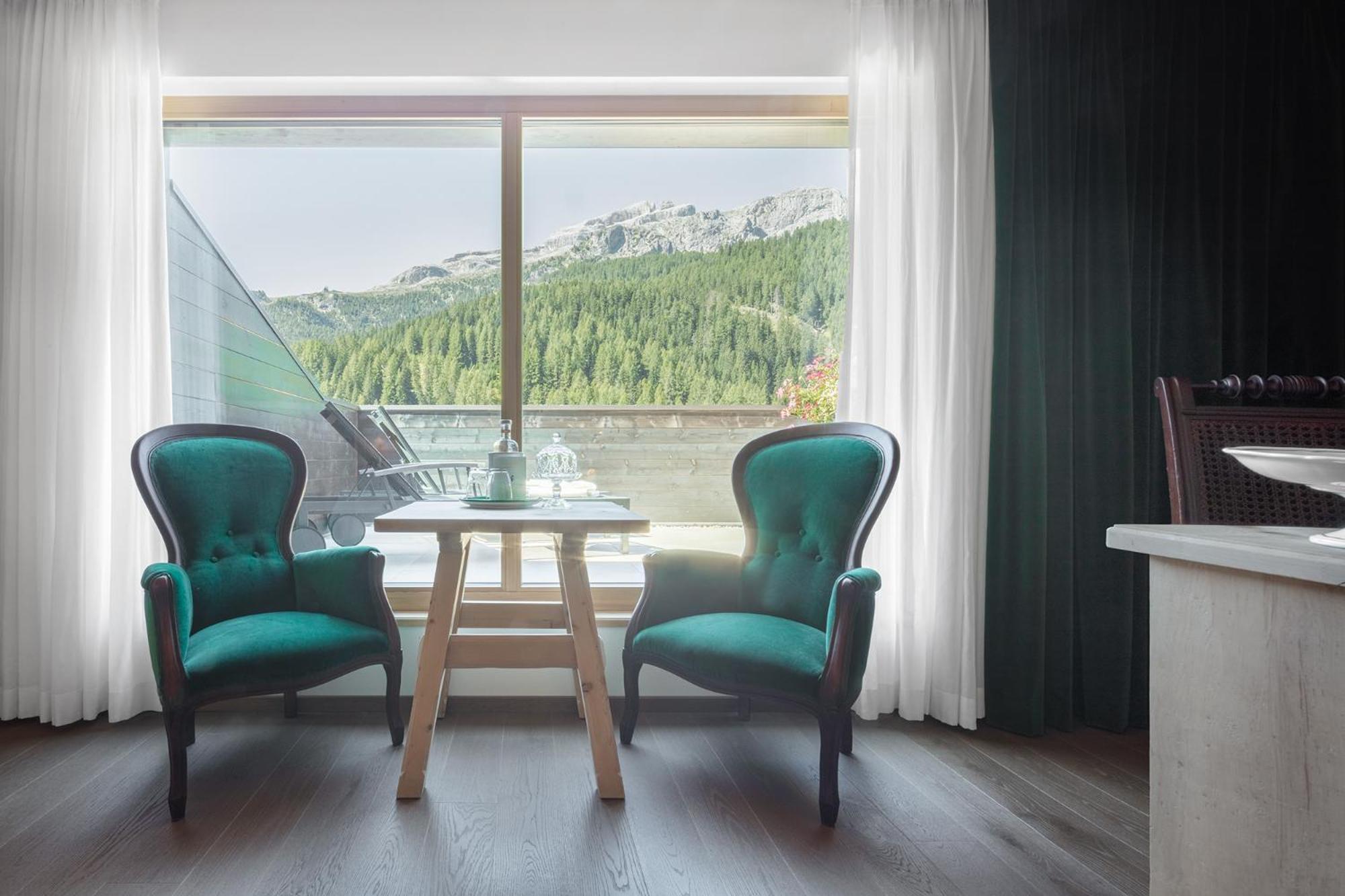 Hotel La Perla: The Leading Hotels Of The World Corvara In Badia Esterno foto