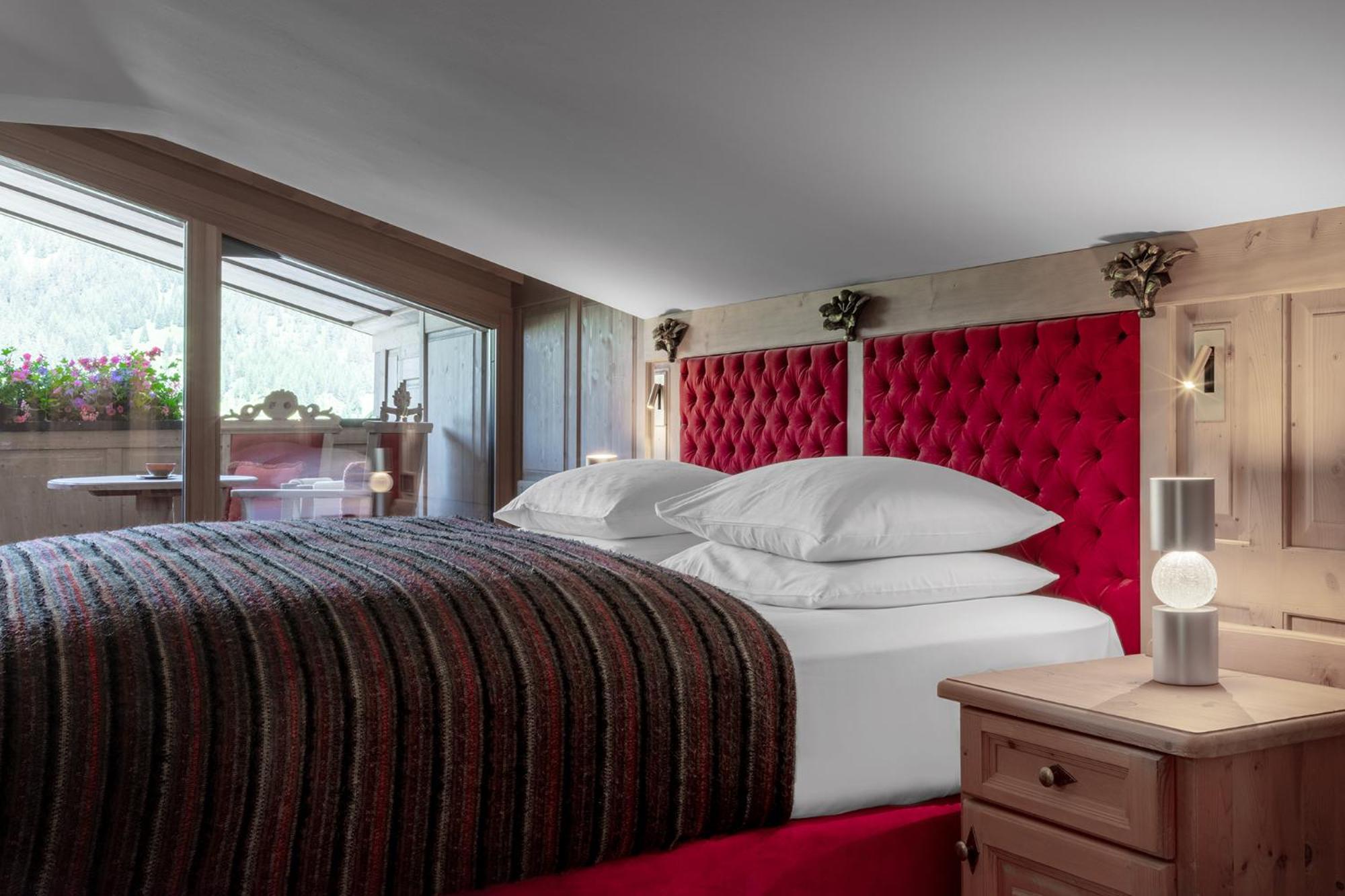 Hotel La Perla: The Leading Hotels Of The World Corvara In Badia Esterno foto