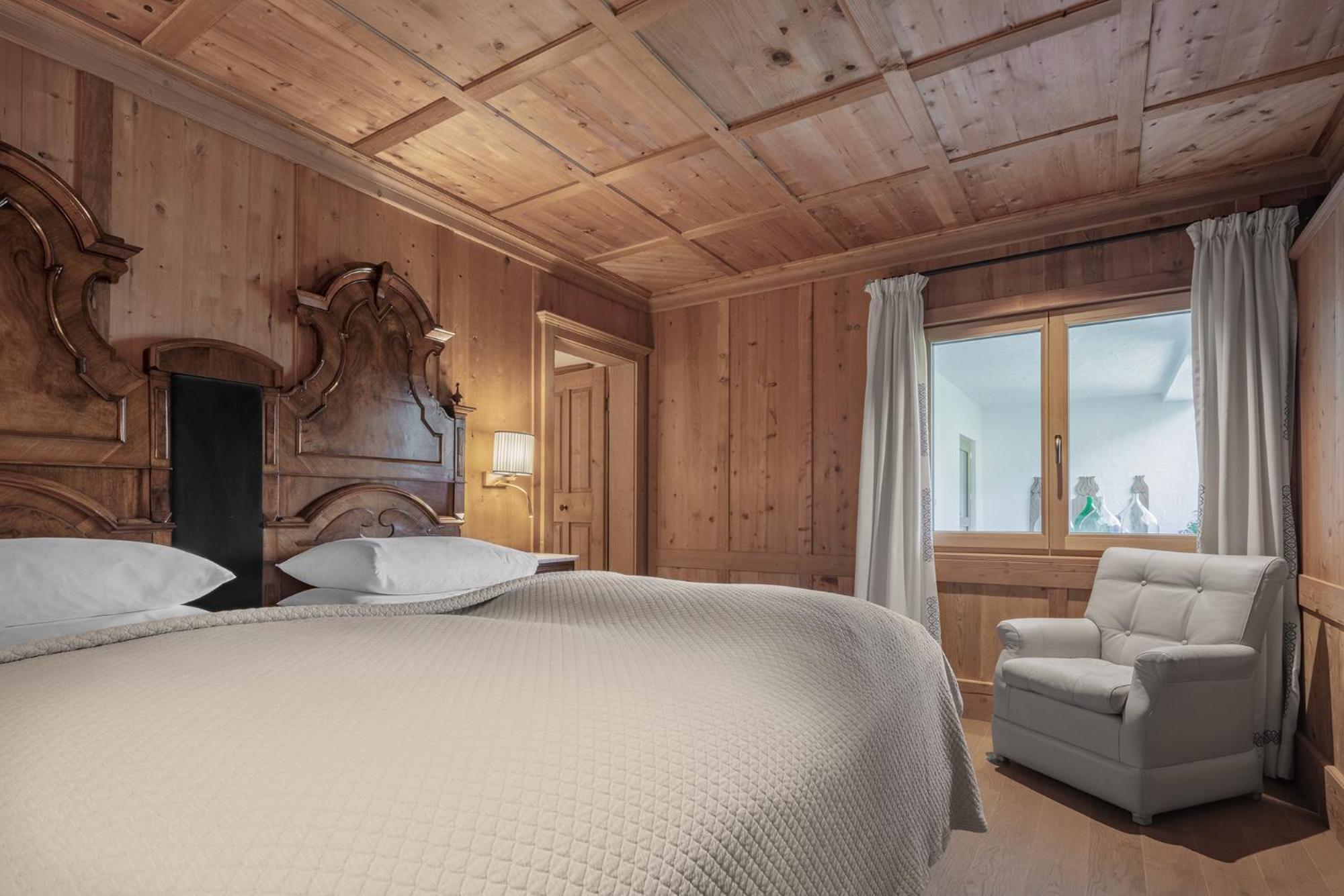 Hotel La Perla: The Leading Hotels Of The World Corvara In Badia Esterno foto
